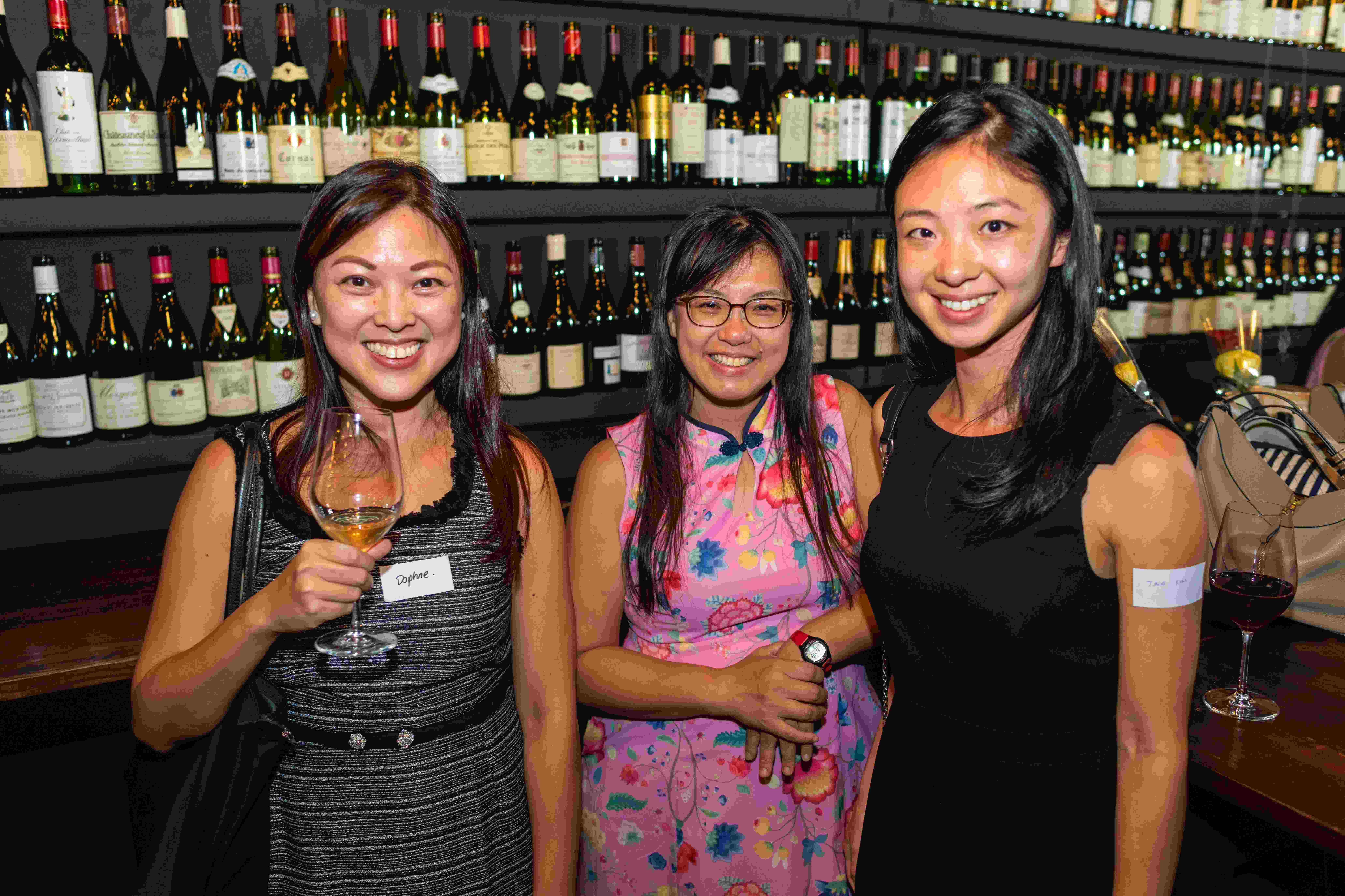 3 women in wine bar